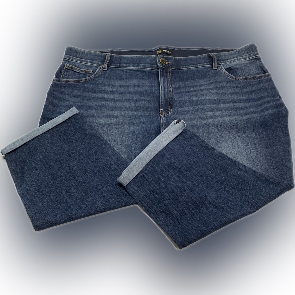 Lee Jeans Women’s 24W Medium Blue Regular Fit Mid Rise Comfort Waist Plus Size